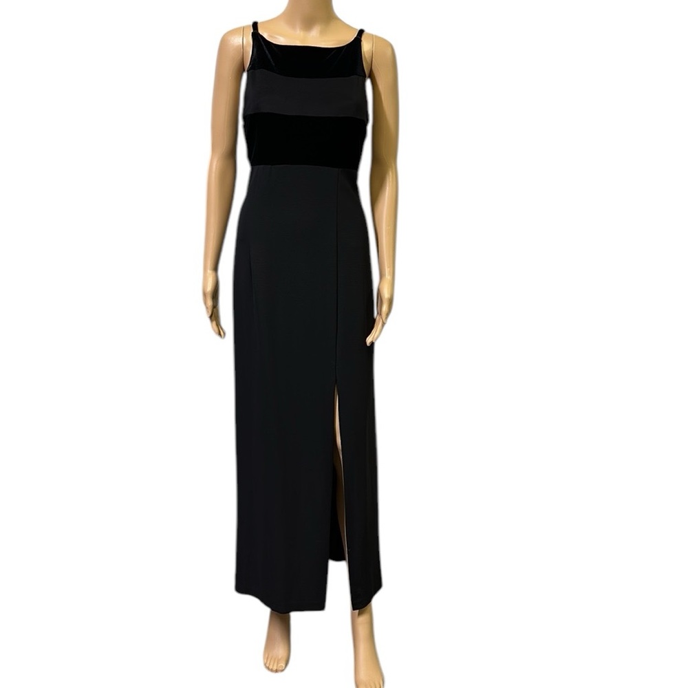 Jazz II Formal Black Velvet Accent Slit Front Sleeveless Maxi Gown Dress Size 10